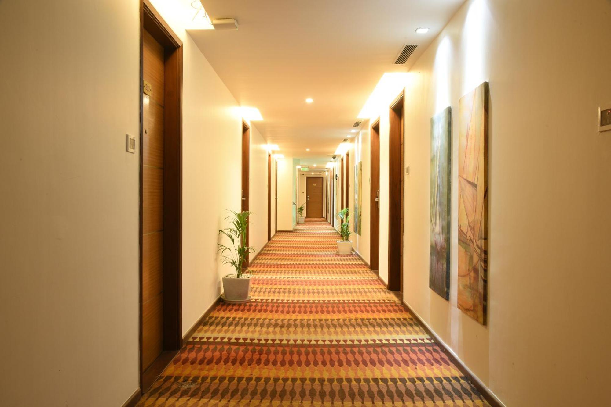 Hotel Riverview Ahmedabad Luaran gambar