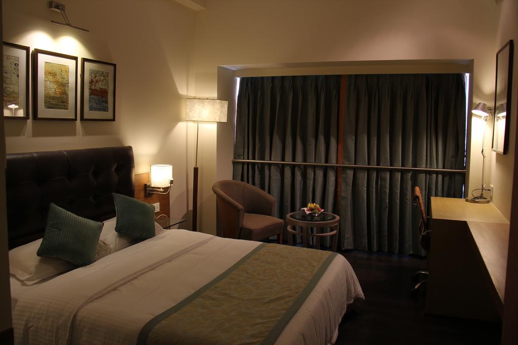 Hotel Riverview Ahmedabad Luaran gambar