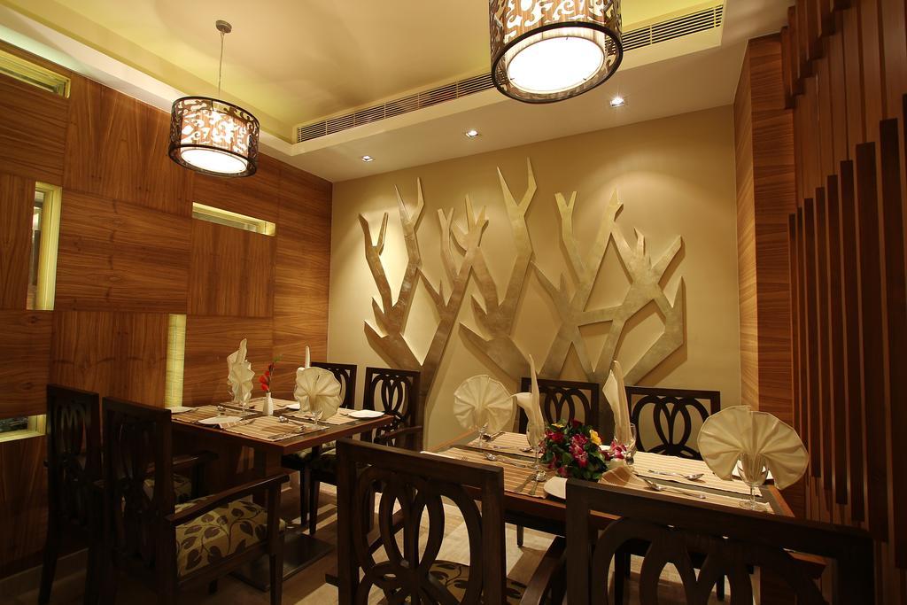 Hotel Riverview Ahmedabad Luaran gambar