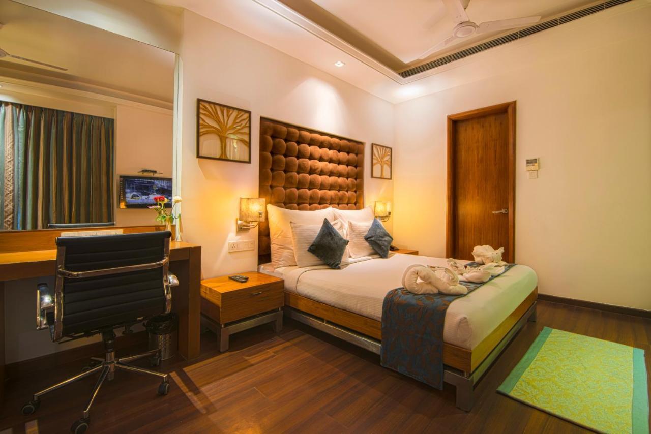 Hotel Riverview Ahmedabad Luaran gambar